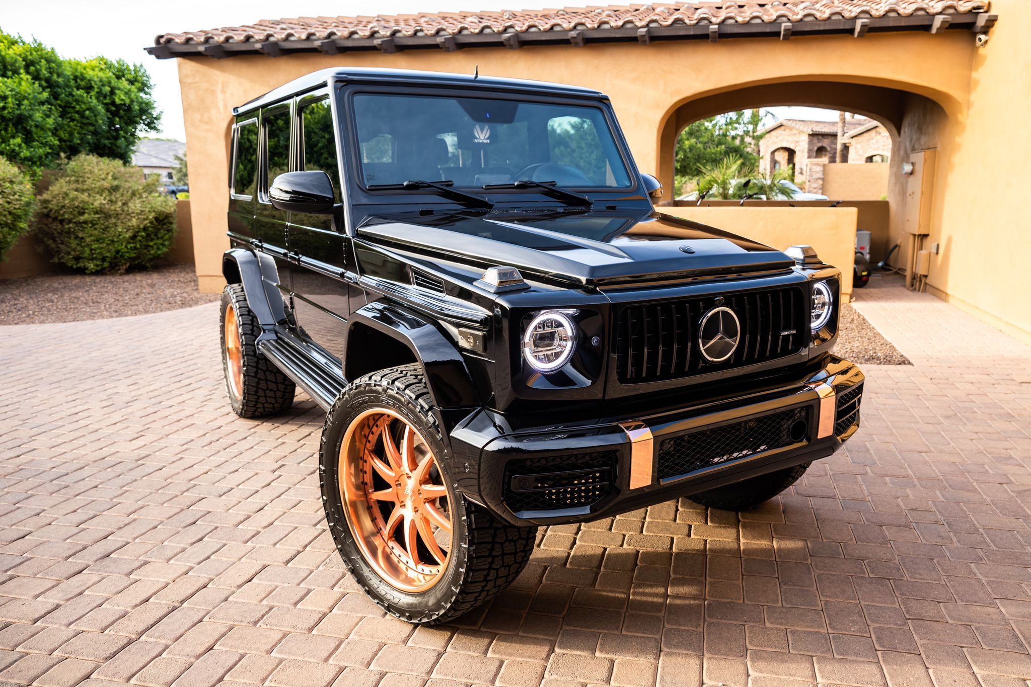Used 2015 Mercedes-Benz G 550 image 1
