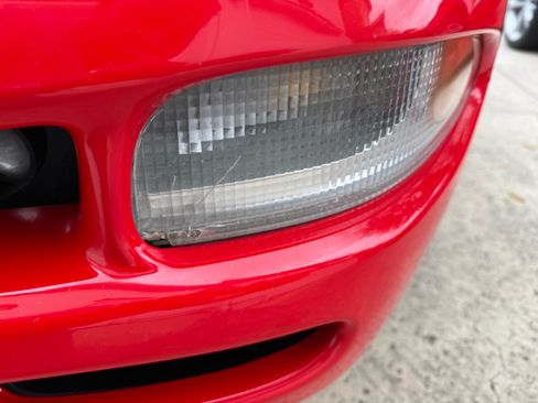 Used 2004 Chevrolet Corvette Coupe w/ Roof Package image 26