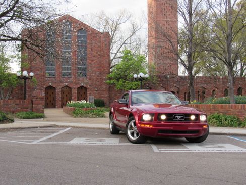Used 2006 Ford Mustang Premium image 5