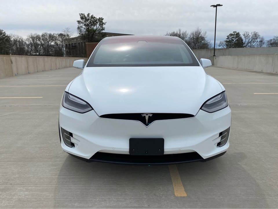 Used 2016 Tesla Model X 60D AWD/4WD image 2