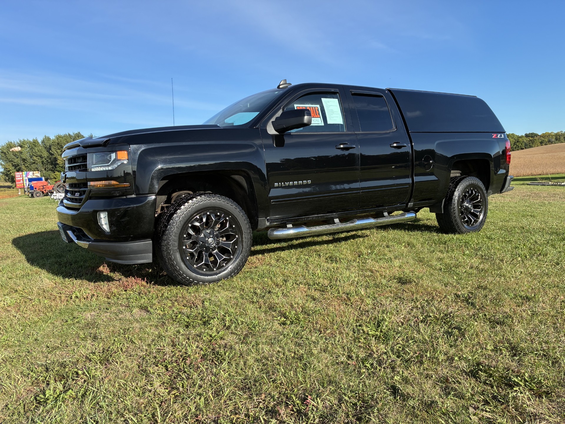 Used 2019 Chevrolet Silverado 1500 LT w/ All Star Edition AWD/4WD image 2