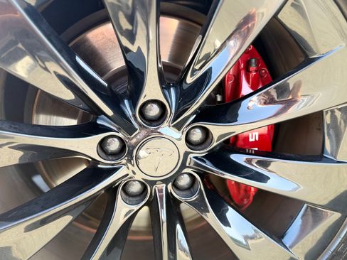 Used 2021 Tesla Model X Long Range AWD/4WD image 4