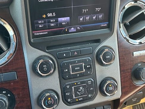 Used 2013 Ford F250 King Ranch image 11