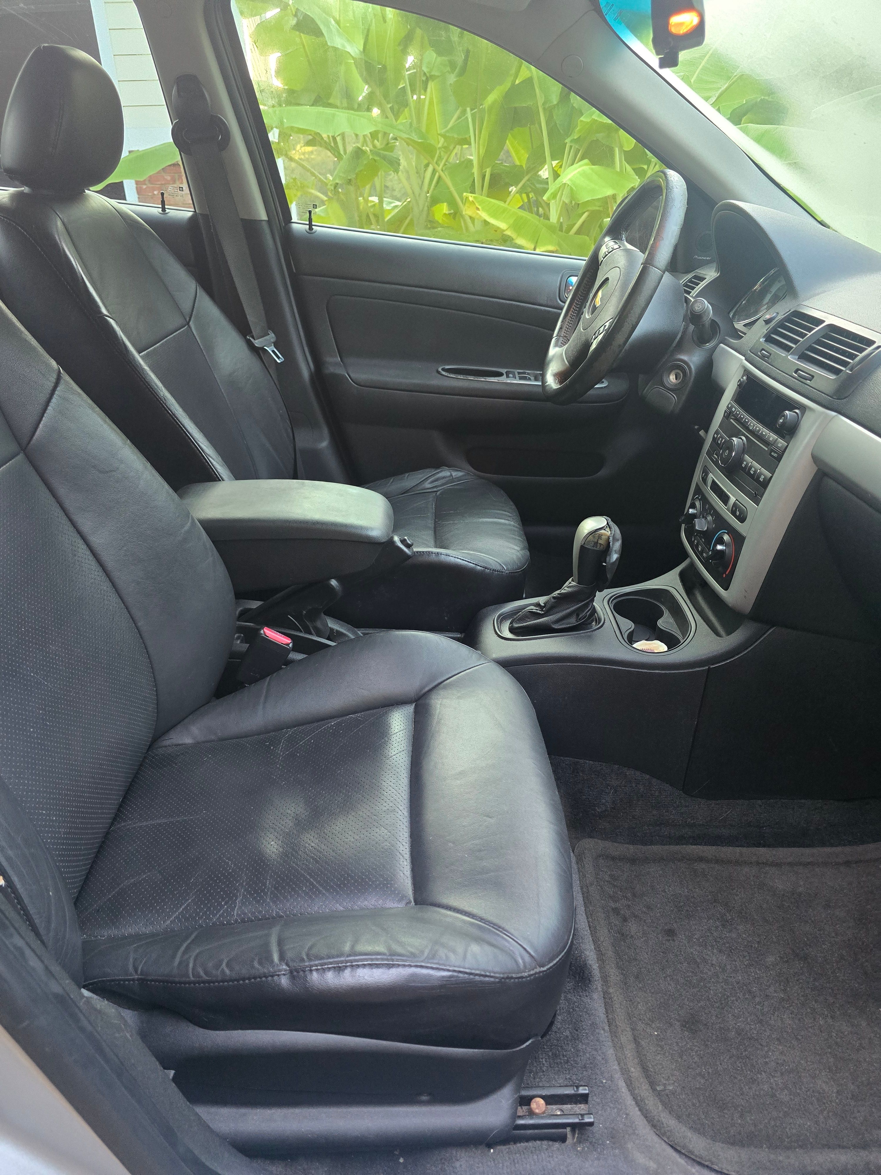 Used 2010 Chevrolet Cobalt LT w/ Preferred Equipment Group FWD image 10