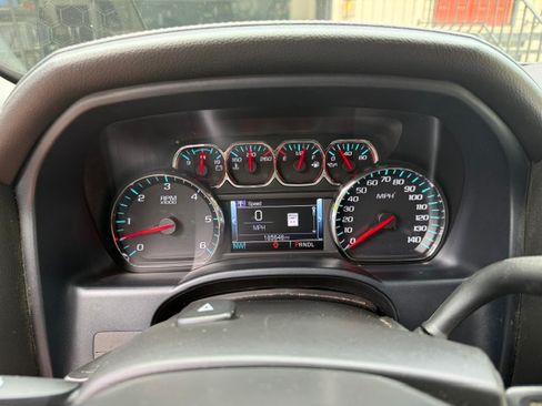 Used 2018 GMC Sierra 1500 SLT w/ SLT Premium Package AWD/4WD image 8