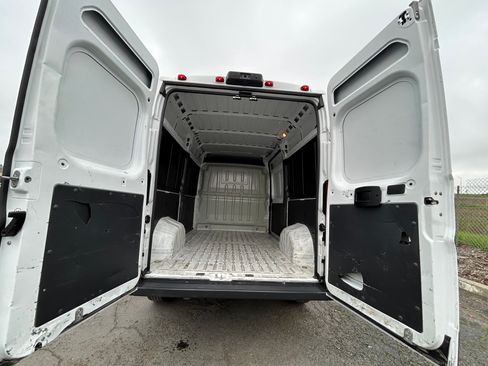Used 2018 RAM ProMaster 2500 image 6