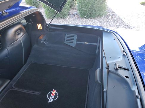 Used 1994 Chevrolet Corvette Coupe image 14