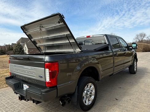 Used 2018 Ford F350 Platinum image 10