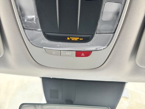 Used 2023 Kia Sportage EX image 15