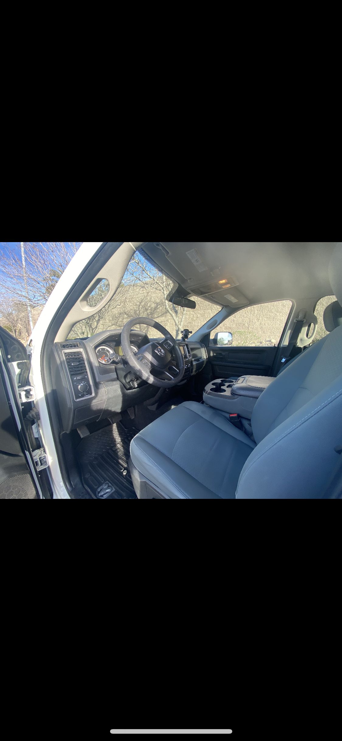 Used 2018 RAM 2500 Tradesman w/ Chrome Appearance Group AWD/4WD image 16
