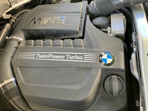 Used 2011 BMW X5 xDrive35i image 18