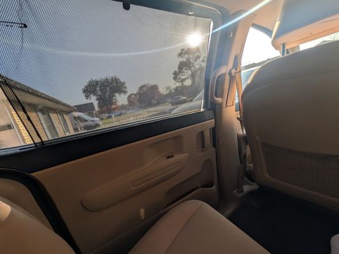 Used 2016 Kia Sedona LX w/ Option Group 020 image 25