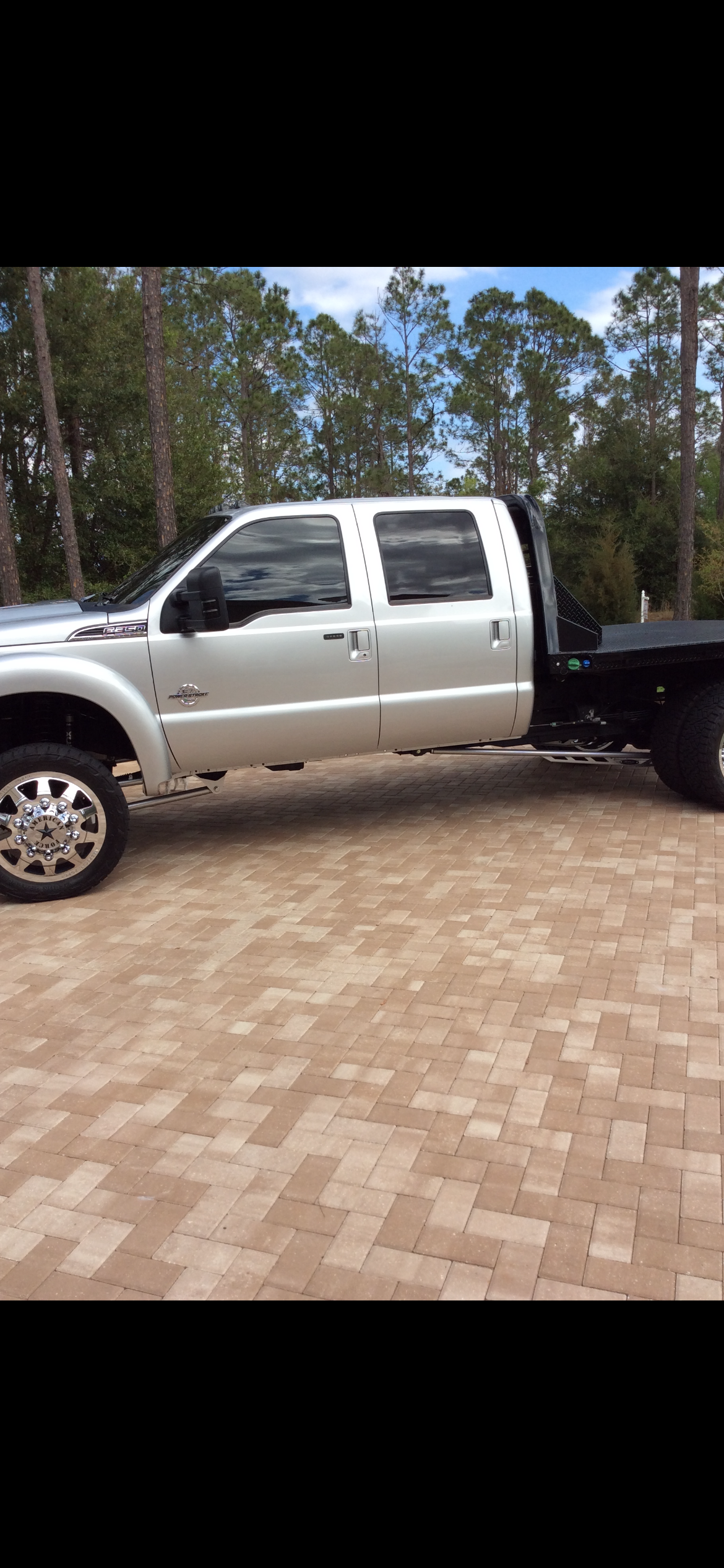 Used 2016 Ford F350 Lariat w/ Lariat Ultimate Package AWD/4WD image 11