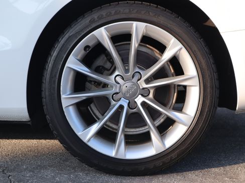 Used 2013 Audi A5 2.0T Premium w/ Convenience Pkg image 8