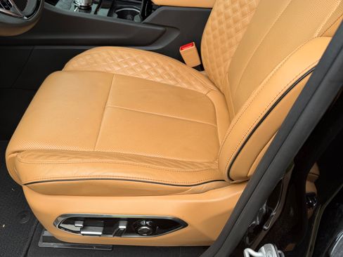 Used 2024 Jeep Grand Cherokee L Summit w/ Advanced Protech Group IV image 8