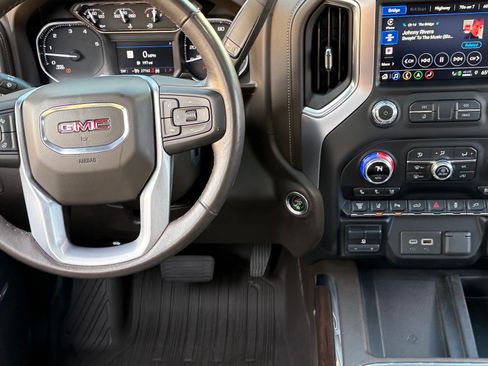 Used 2021 GMC Sierra 3500 SLT w/ SLT Premium Package image 14