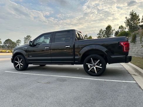 Used 2015 Ford F150 Platinum w/ Equipment Group 701A Luxury image 26