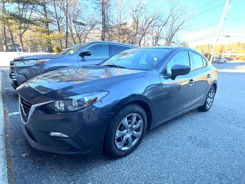 Used 2015 MAZDA MAZDA3 i Sport image 1
