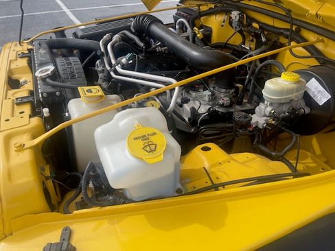 Used 2006 Jeep Wrangler X w/ Tire & Wheel Group (Ecco) image 21