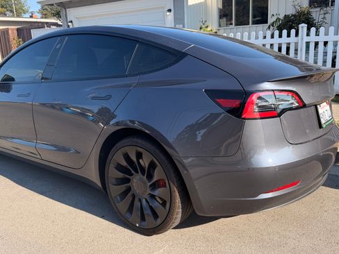Used 2022 Tesla Model 3 Performance AWD/4WD image 4