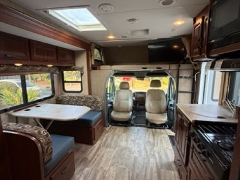 Used 2014 Mercedes-Benz Sprinter 3500 image 6