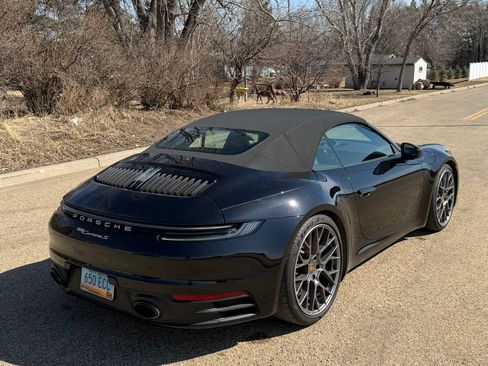 Used 2022 Porsche 911 Carrera S image 9