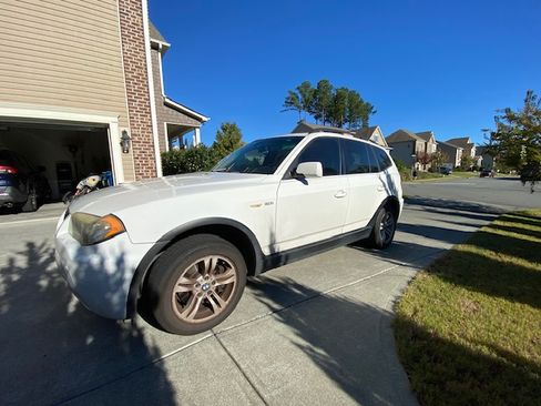 Used 2006 BMW X3 3.0i image 9