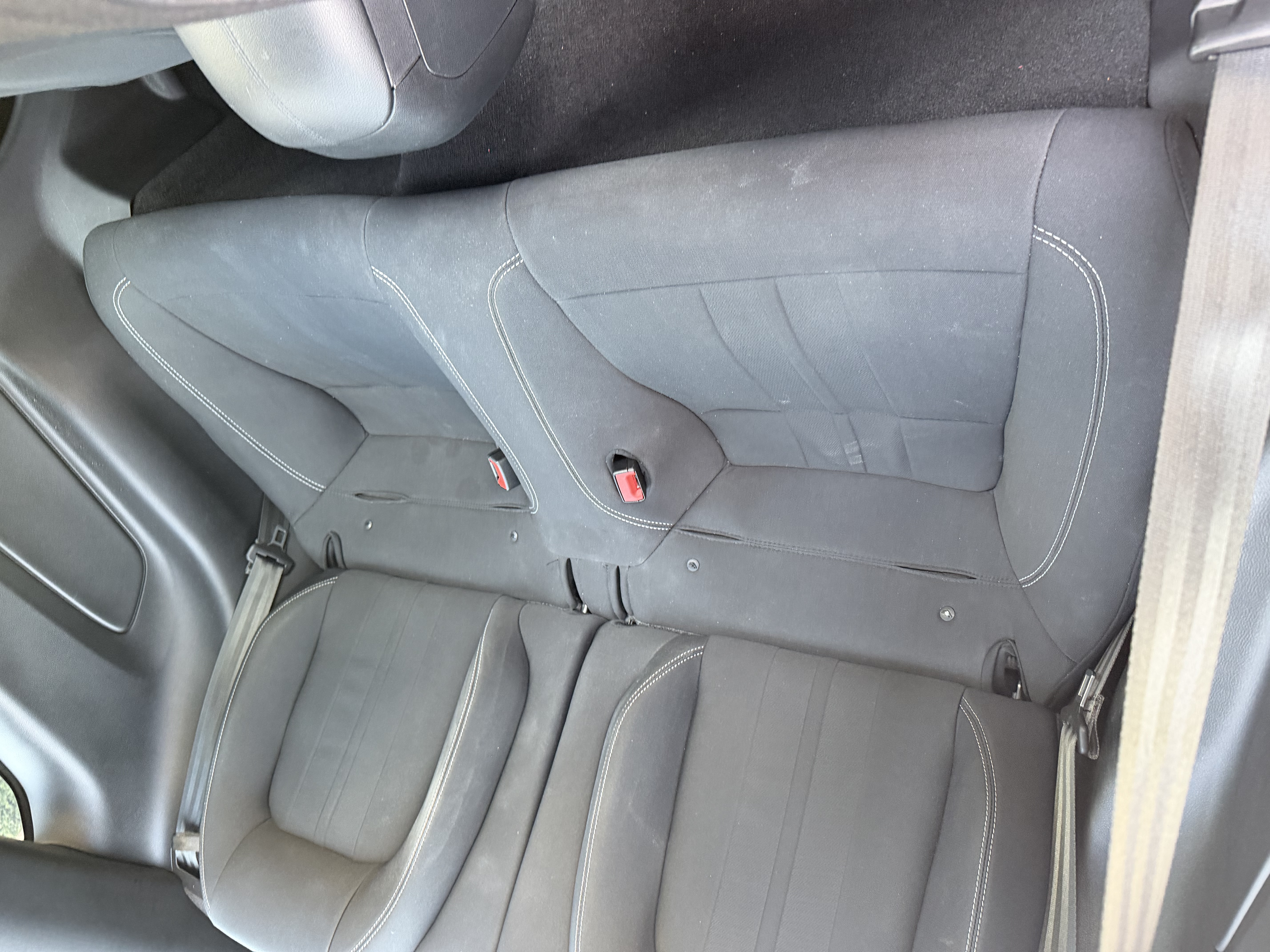 Used 2020 Ford Mustang Coupe RWD image 12