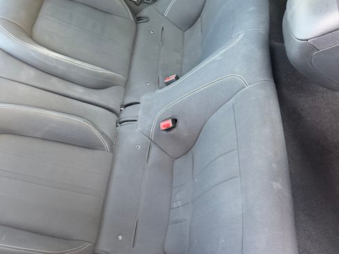 Used 2020 Ford Mustang Coupe RWD image 12