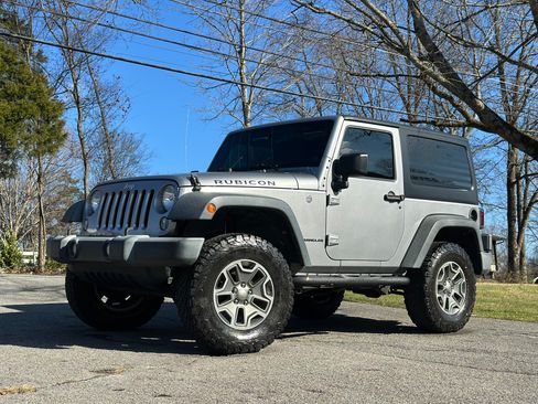 Used 2016 Jeep Wrangler Rubicon w/ Power Convenience Group image 1