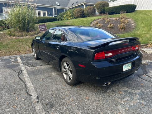 Used 2014 Dodge Charger R/T image 5