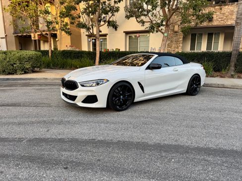 Used 2022 BMW M850i xDrive Convertible image 5
