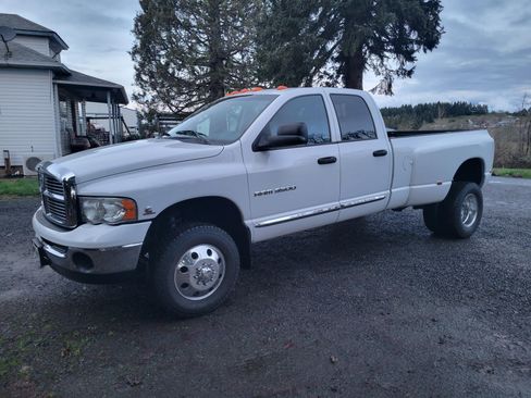 Used 2004 Dodge Ram 3500 Truck SLT image 1