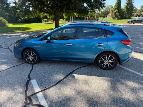 Used 2017 Subaru Impreza 2.0i Limited w/ Moonroof/BSD & Rcta/Eyesight AWD/4WD image 2