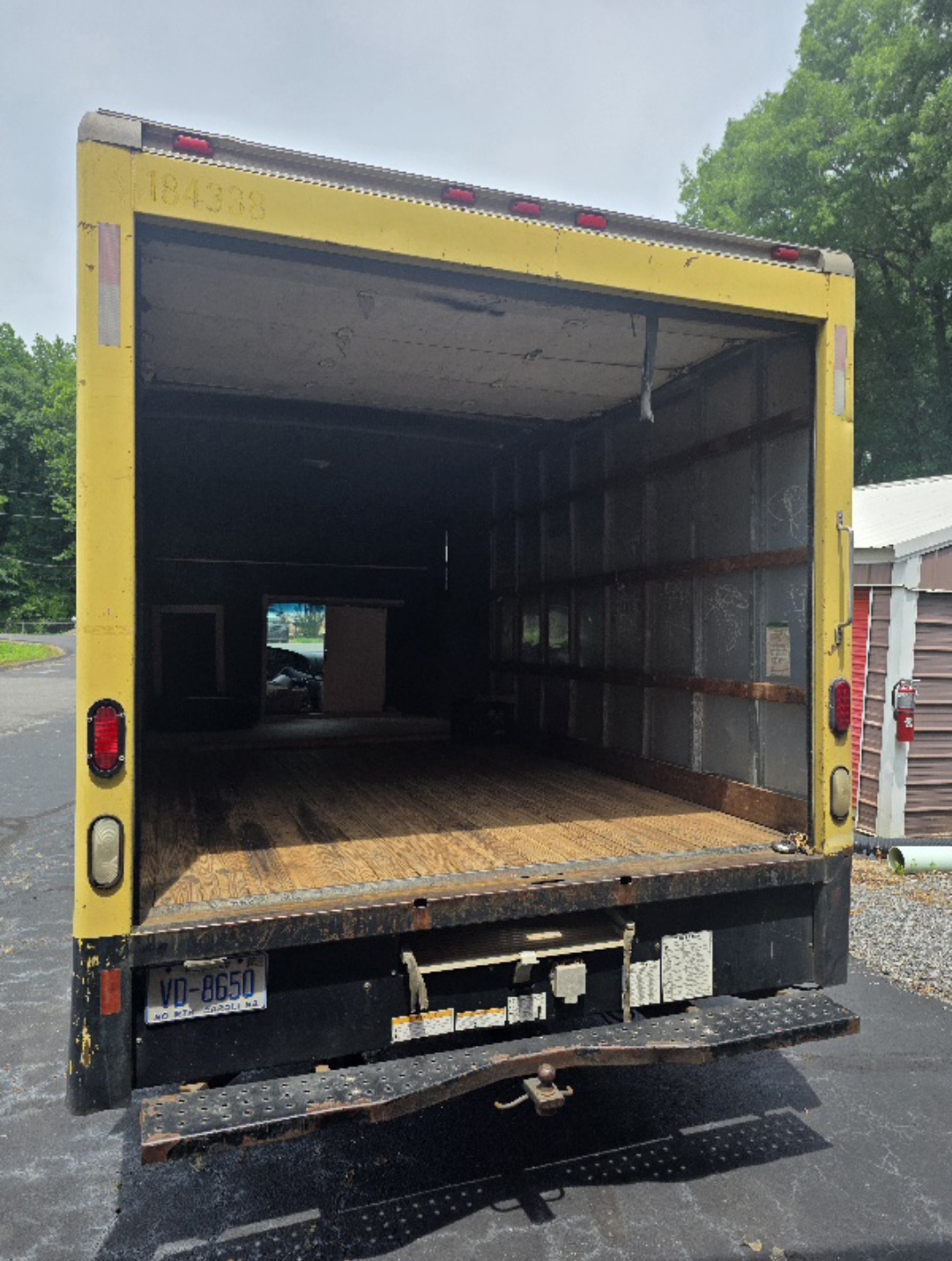 Used 1998 Ford E-350 and Econoline 350 RWD image 5