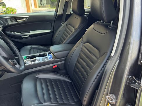 Used 2023 Ford Edge SEL w/ Convenience Package AWD/4WD image 11