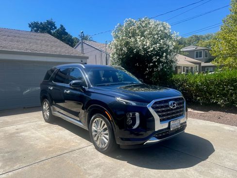 Used 2020 Hyundai Palisade Limited FWD image 1
