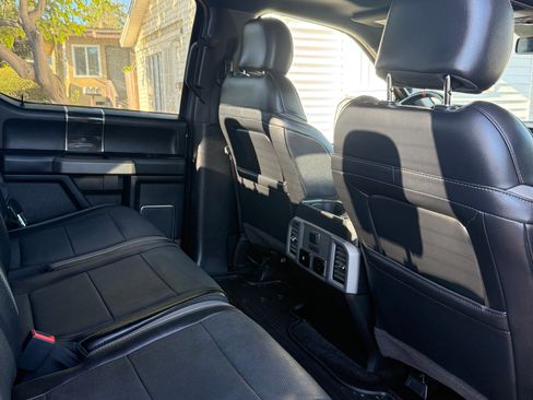 Used 2018 Ford F150 Raptor w/ Equipment Group 802A Luxury image 12