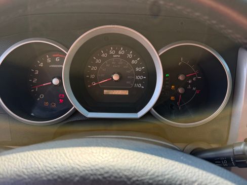 Used 2006 Toyota 4Runner Sport RWD image 11
