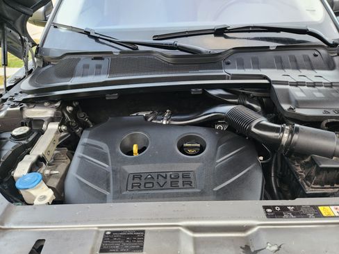 Used 2012 Land Rover Range Rover Evoque Prestige image 12