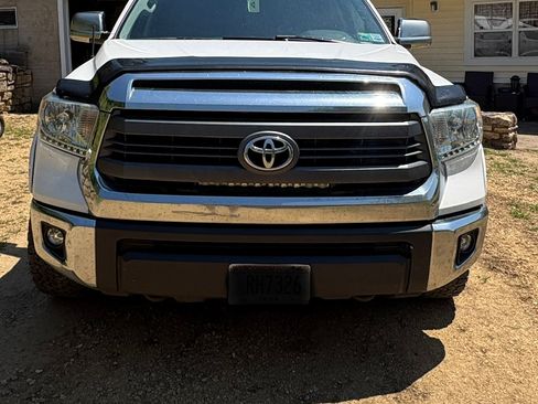 Used 2014 Toyota Tundra SR5 AWD/4WD image 14