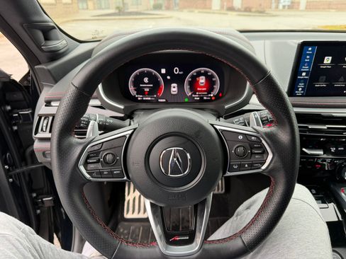 Used 2025 Acura MDX A-Spec image 6