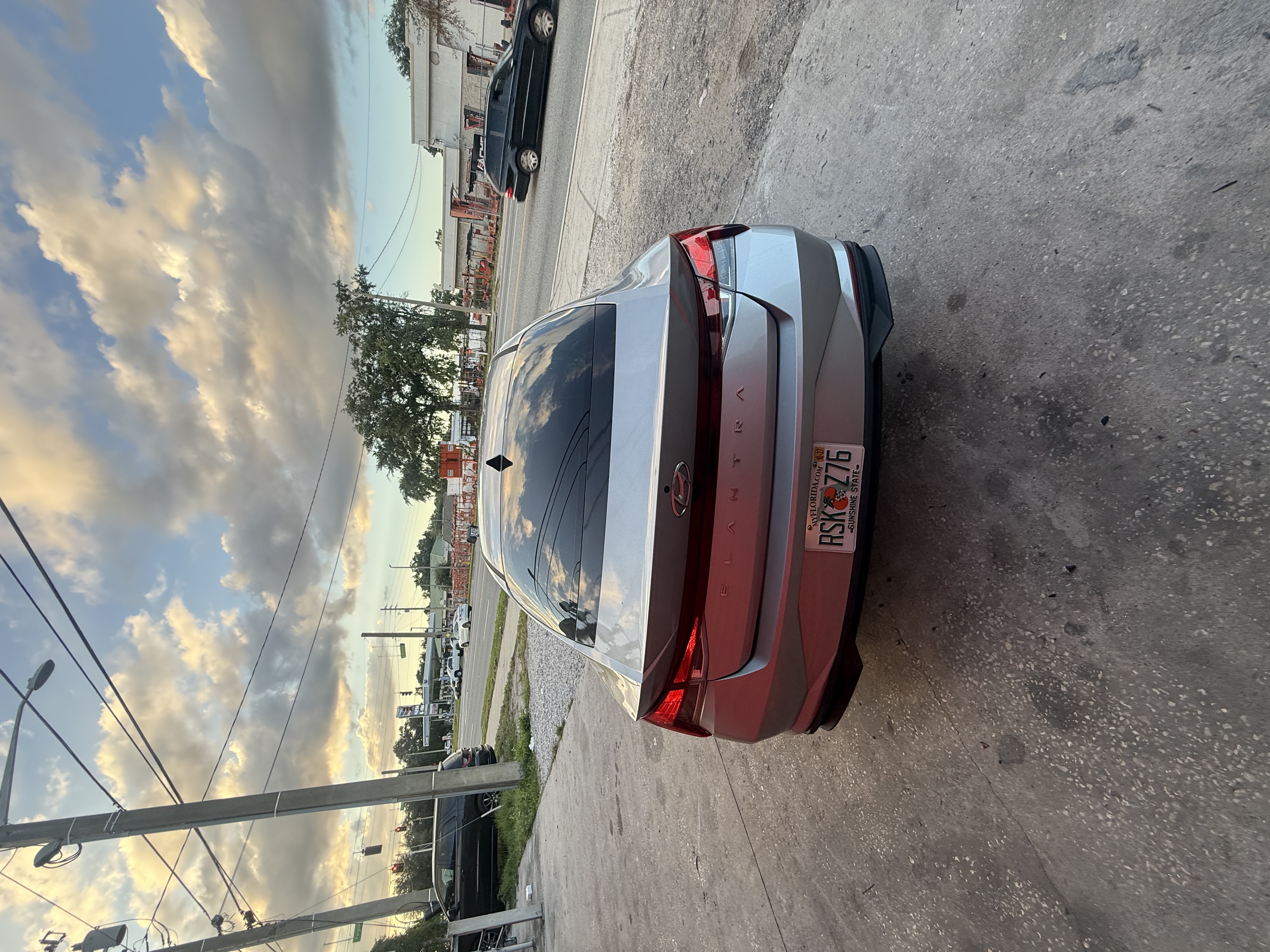 Used 2021 Hyundai Elantra SEL FWD image 5