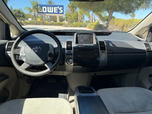 Used 2007 Toyota Prius Touring FWD image 14
