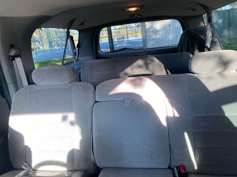 Used 2004 Ford Excursion XLT image 11