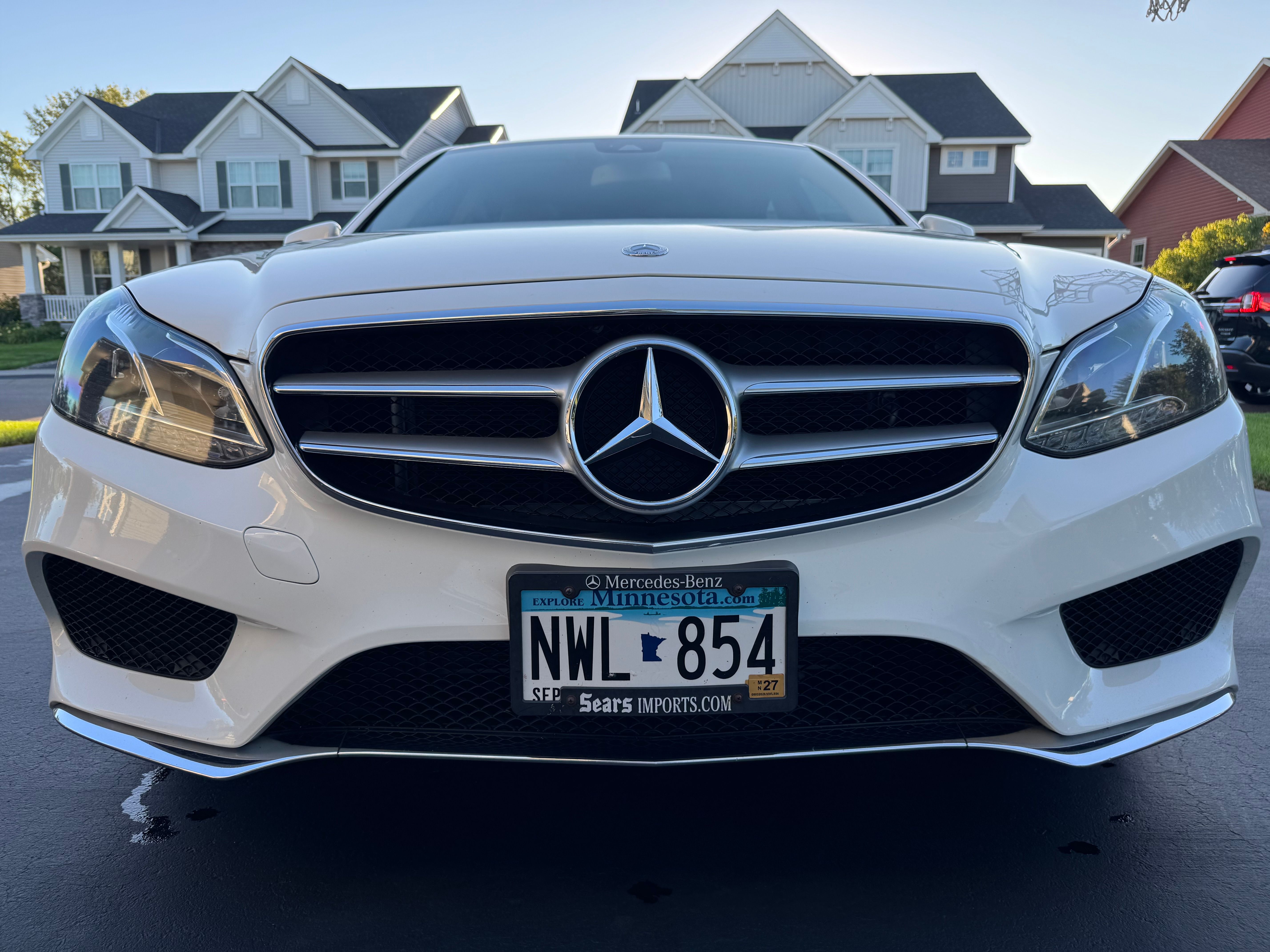 Used 2014 Mercedes-Benz E 350 4MATIC Sedan image 9