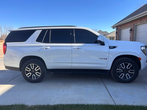 Used 2024 GMC Yukon AT4 w/ Technology Package image 5