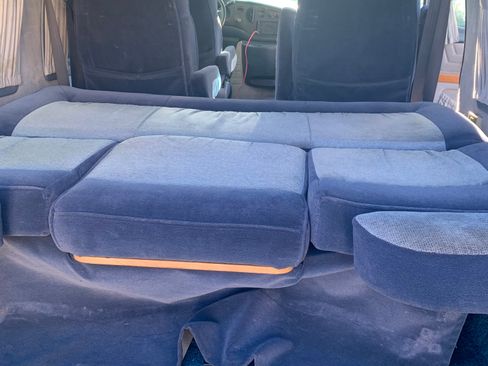 Used 1999 Ford E-150 and Econoline 150 image 27