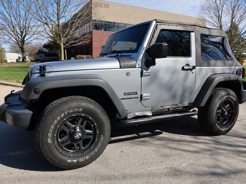 Used 2017 Jeep Wrangler Sport w/ Quick Order Package 24S image 11