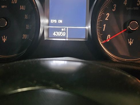 Used 2013 Maserati GranTurismo MC image 14